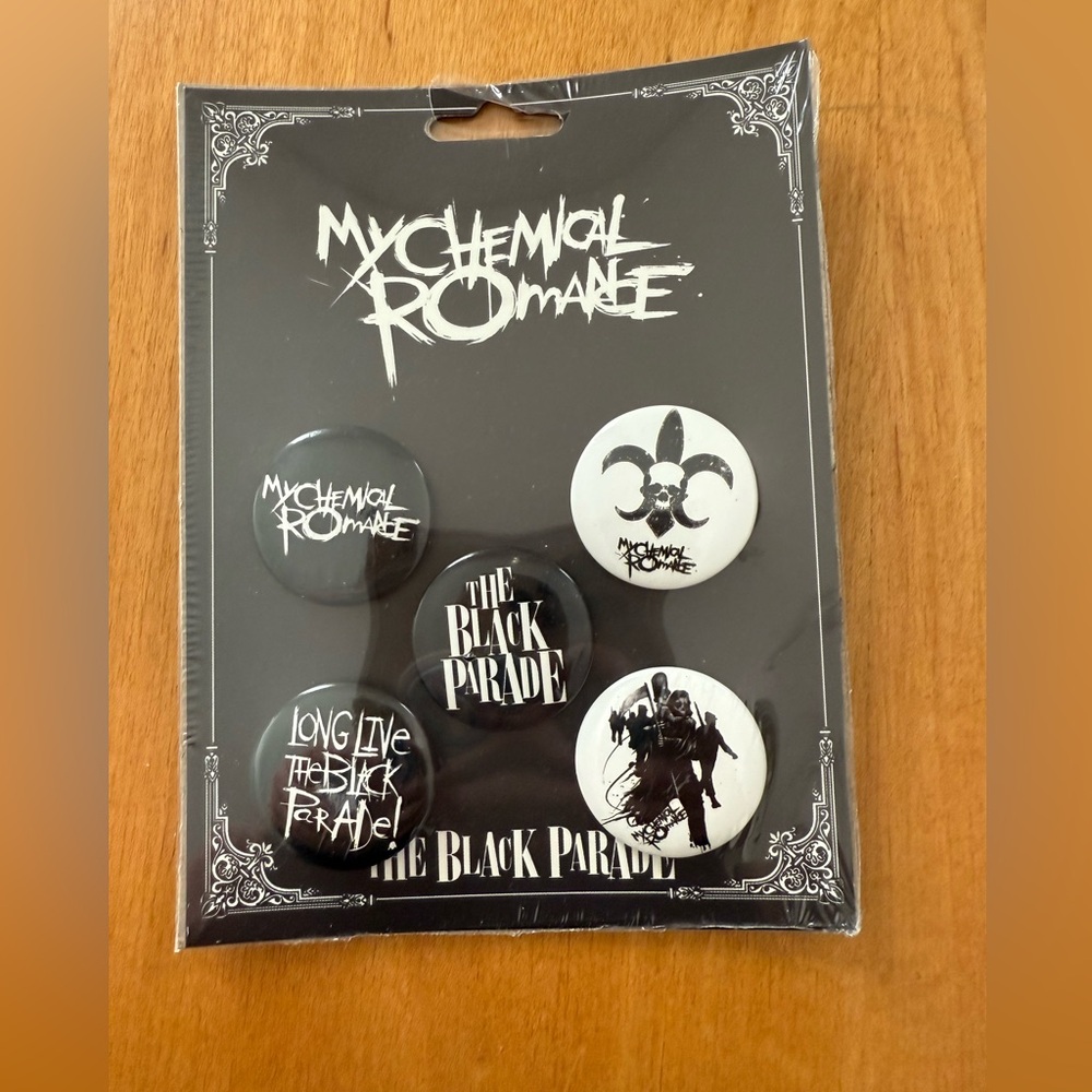 My Chemical Romance MCR The Black Parade Black and White Button Set